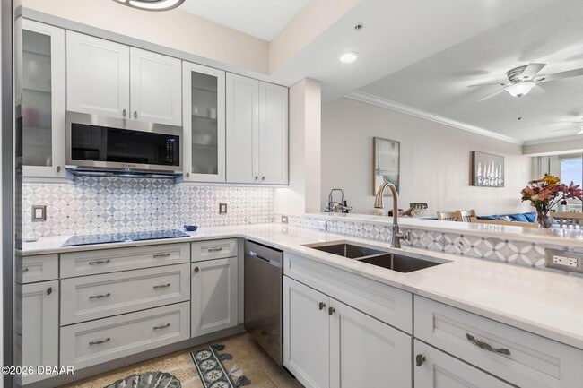 Building Photo - 102 Yacht Harbor Dr