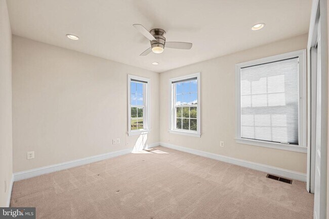 Building Photo - 42612 Hardage Terrace