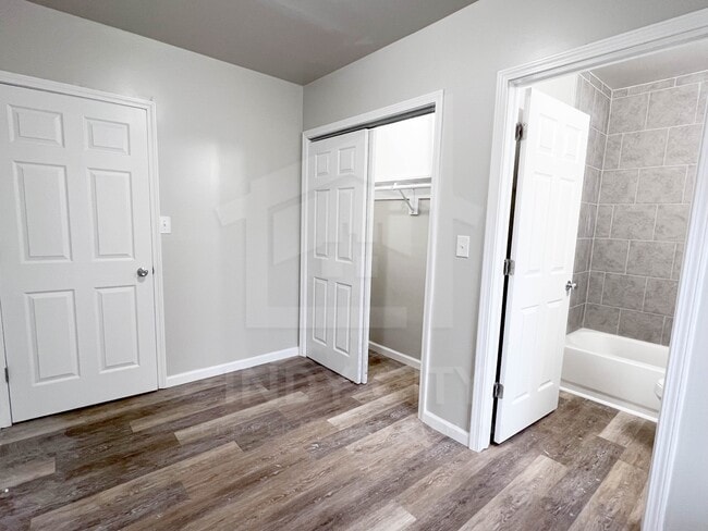 Building Photo - 2026 S State Ave