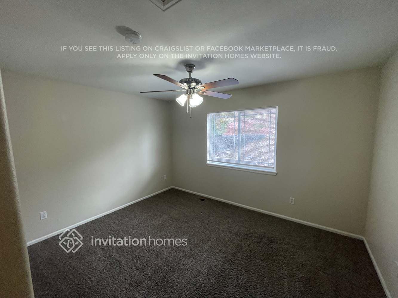 Building Photo - 2448 Bellavista St