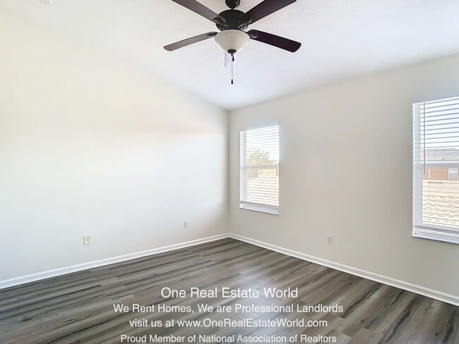 Building Photo - 9155 Hunters Mill Dr