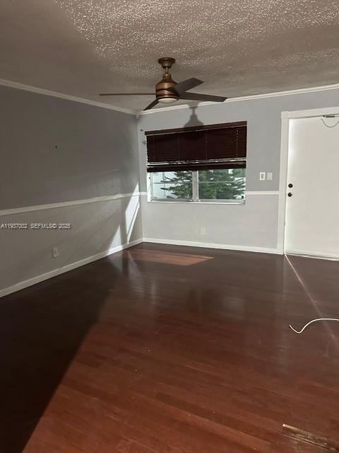 Building Photo - 2826 Van Buren St