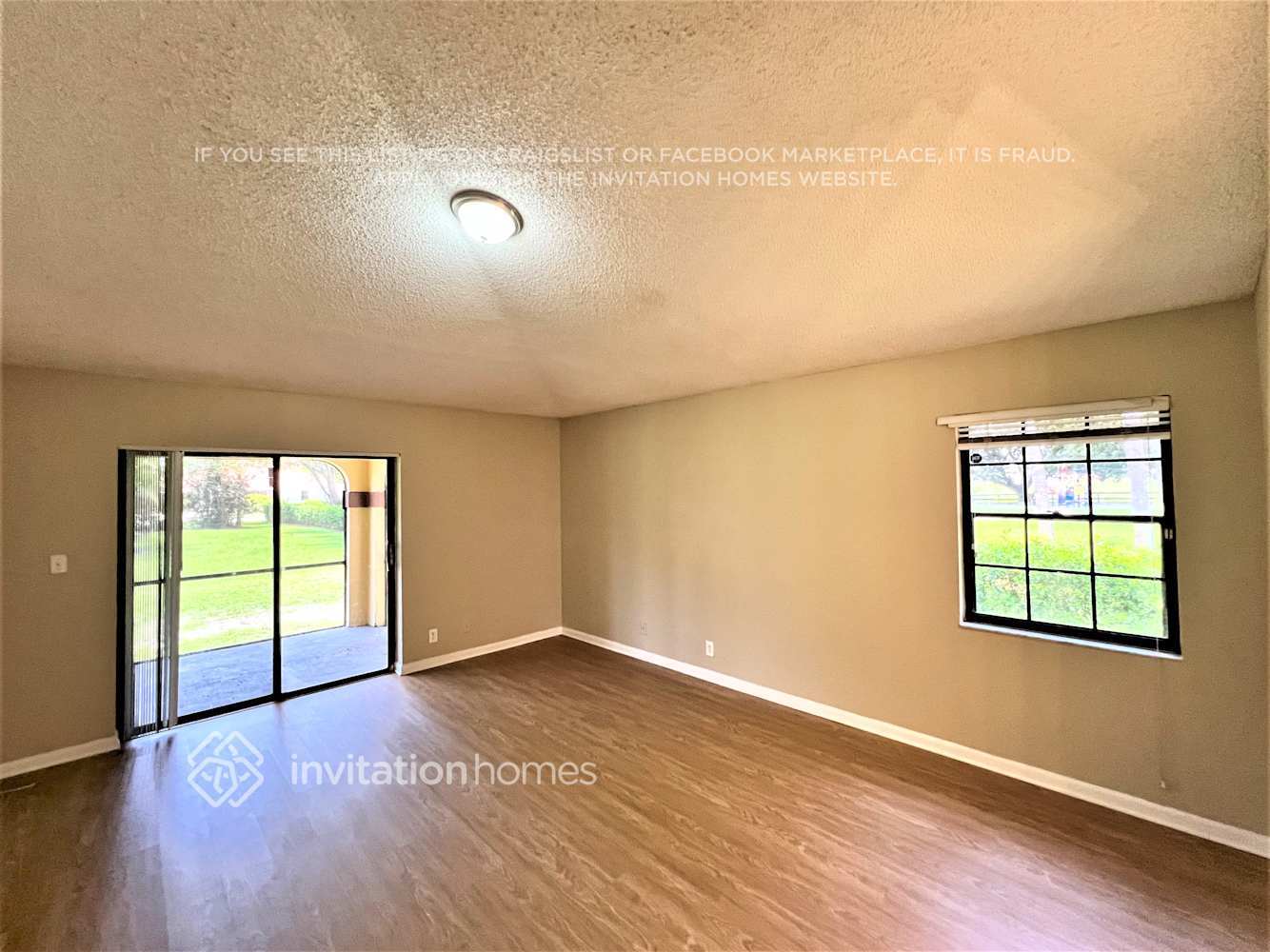 Building Photo - 1944 Lynton Cir