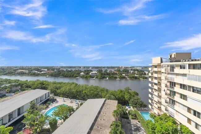 Building Photo - 3589 S Ocean Blvd