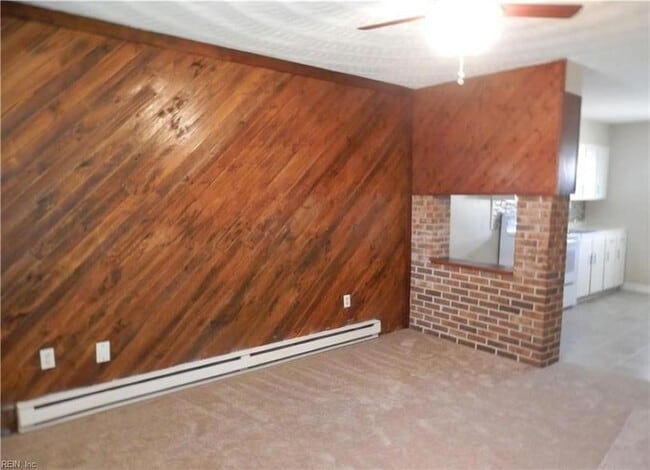 Building Photo - 8919 Brighton St