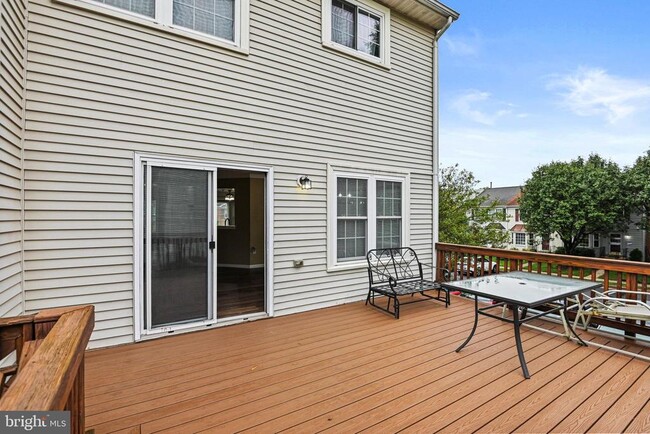 Building Photo - 43515 Blacksmith Square