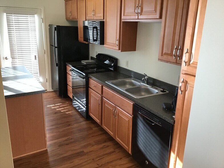 Sutherland Village 231 Kilgannon Ln Lancaster PA 17603 Apartment Finder