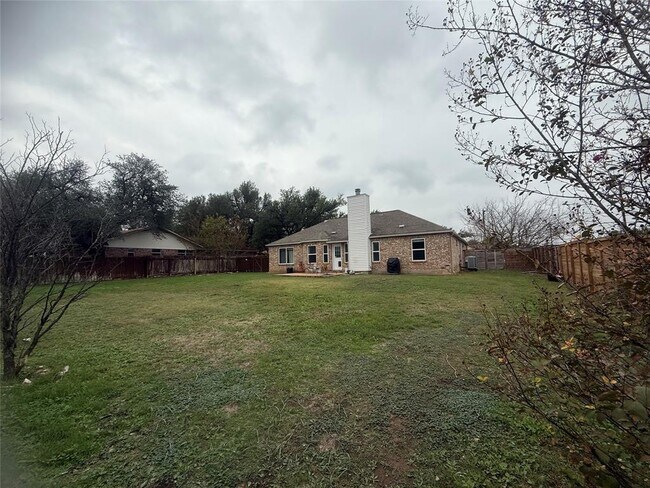 Building Photo - 2300 Dijon Dr