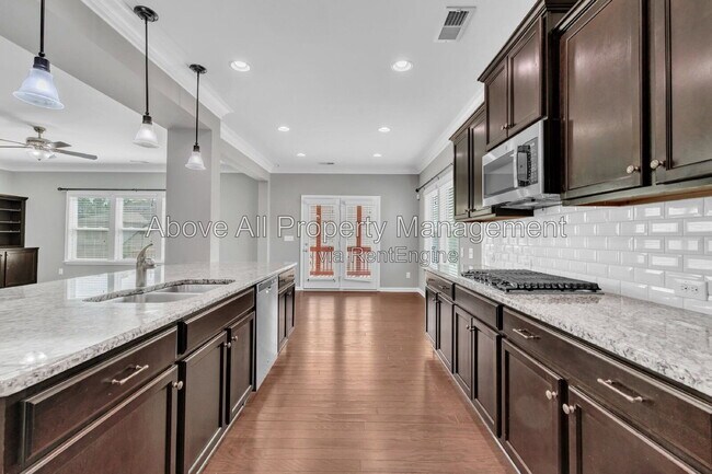 Building Photo - 2 Horton Grove Ct