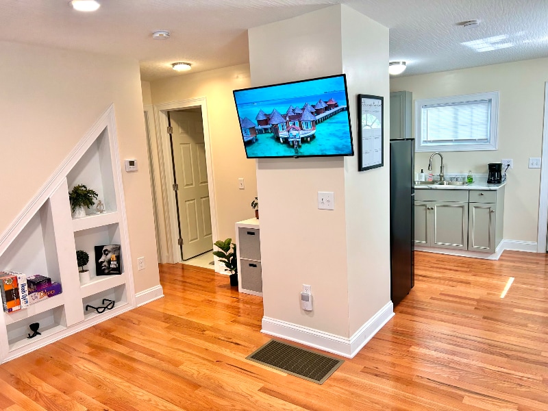 Building Photo - 2628 Hiawatha St