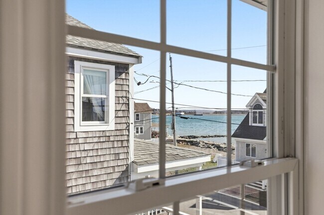 Building Photo - 53 Lighthouse Rd