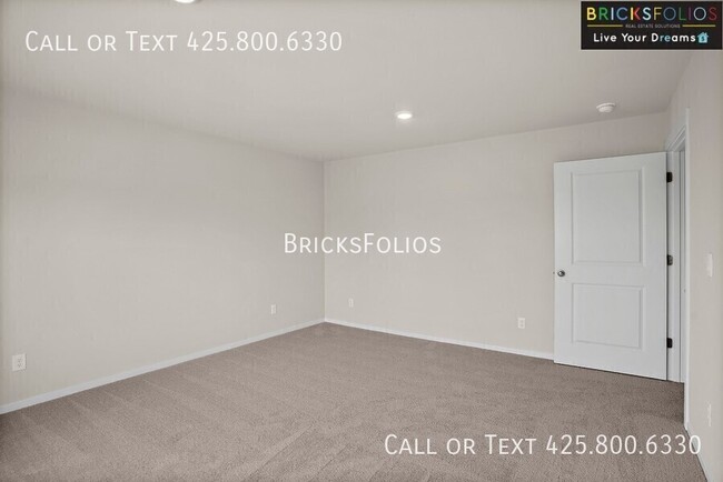 Building Photo - 1209 SW Pendleton Way