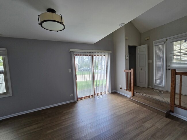 Building Photo - 406 College Crossing