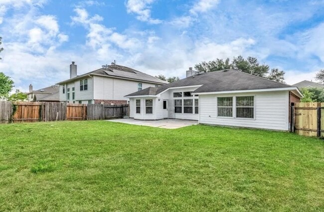 Building Photo - 3827 Flatwood Dr