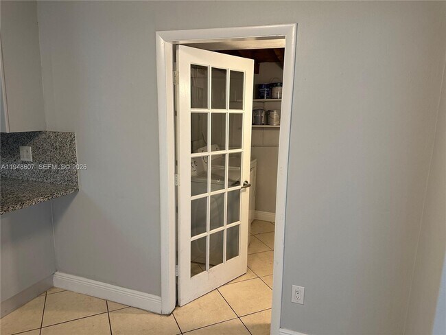 Building Photo - 7860 SW 16th St