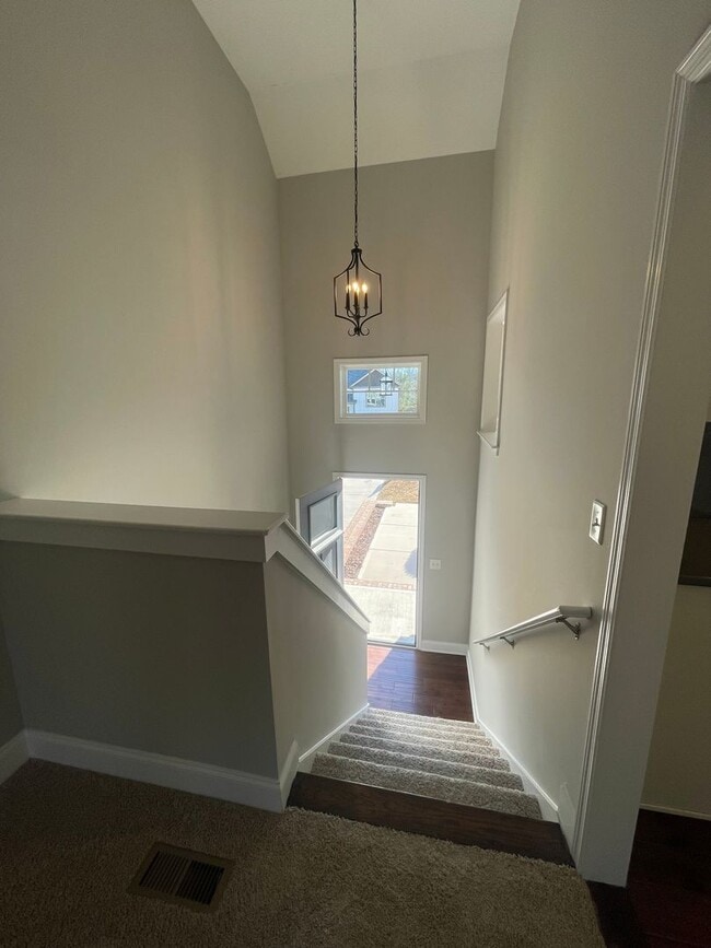 Building Photo - Home For Rent in Ooltewah! 4 Bedrooms + Finished Basement