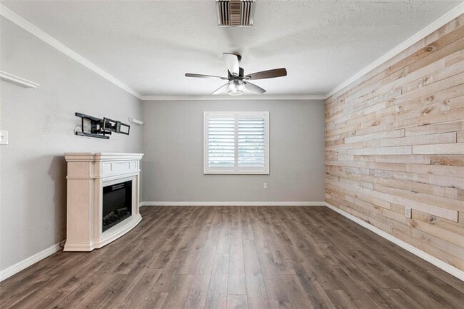 Building Photo - 3372 Tyne Ln