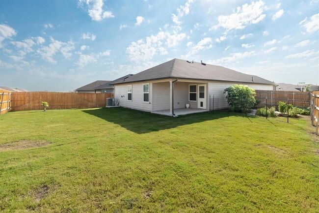 Building Photo - 105 Black Wolf Run