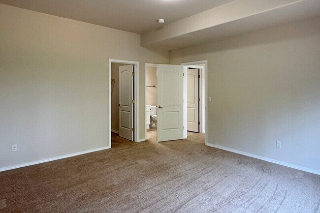 Building Photo - 10234 186th Ct NE