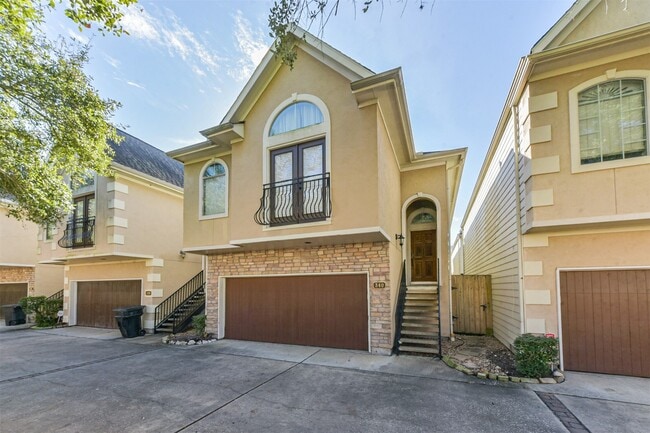 Building Photo - 340 Cage St