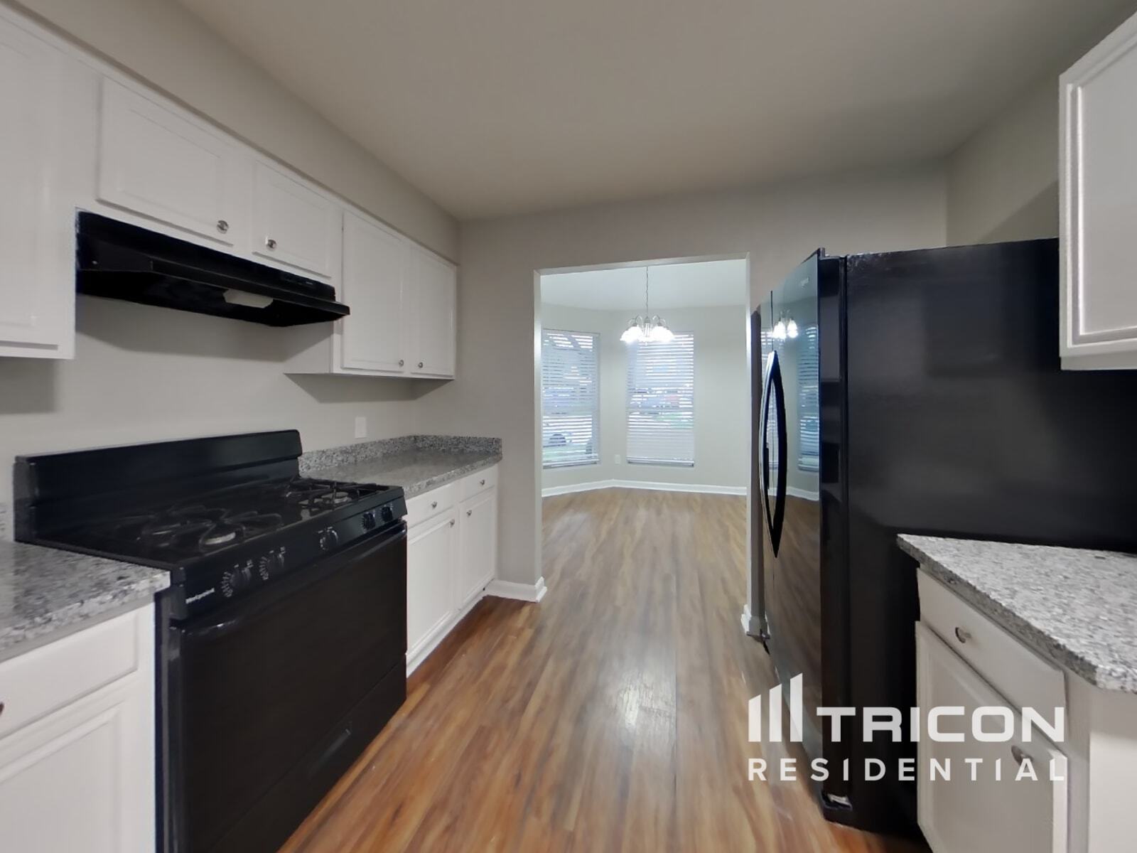 Building Photo - 15322 Acorn Green Ct