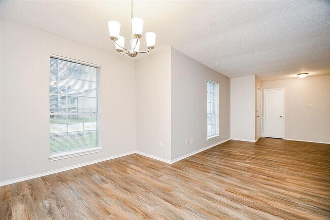 Building Photo - 11222 Broadsweep Dr