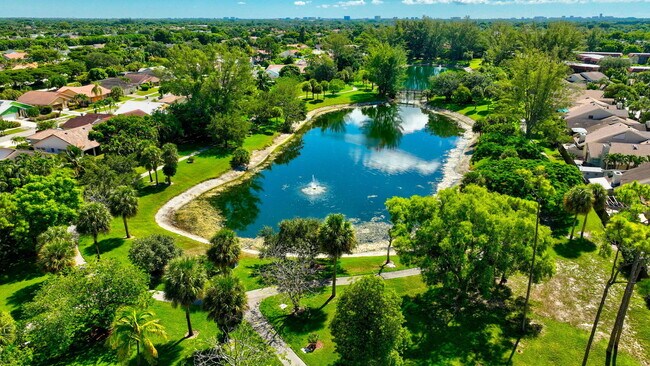 Building Photo - 7745 Stanway Pl