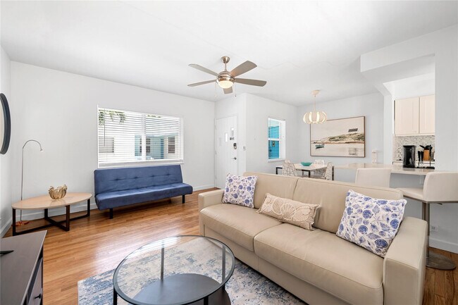 Building Photo - 3015 Seville St