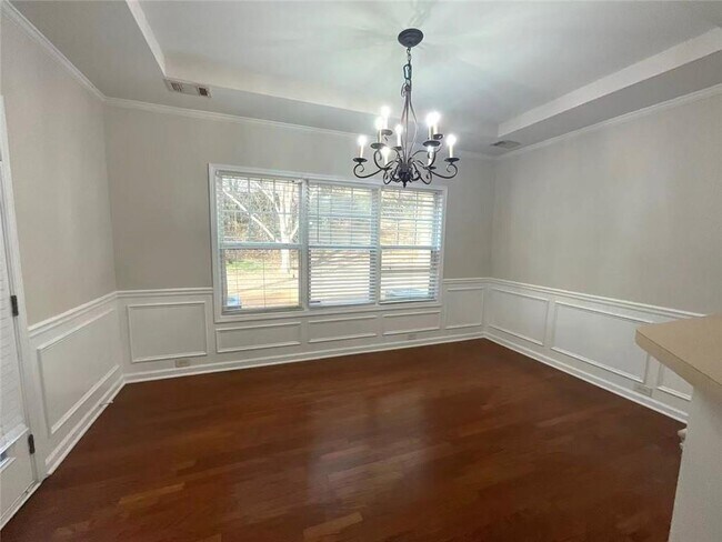 Building Photo - 2882 Cross Creek Dr