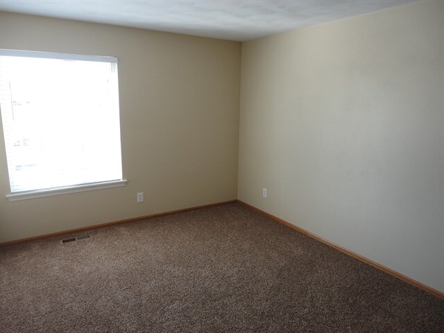 Building Photo - 7063 Equestrian Cir