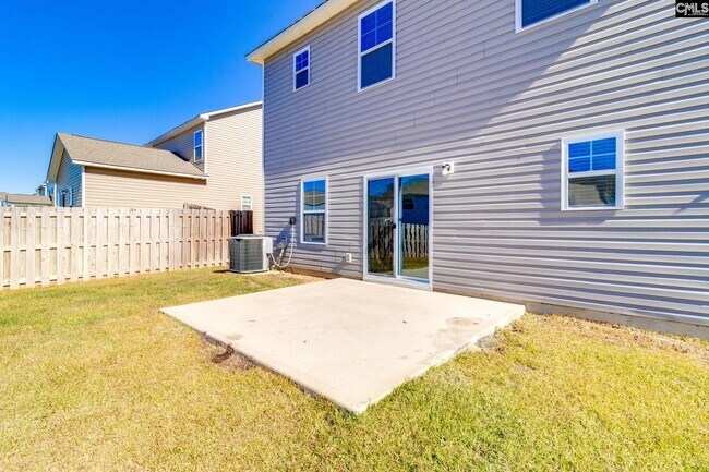 Building Photo - 246 Honey Hill Way