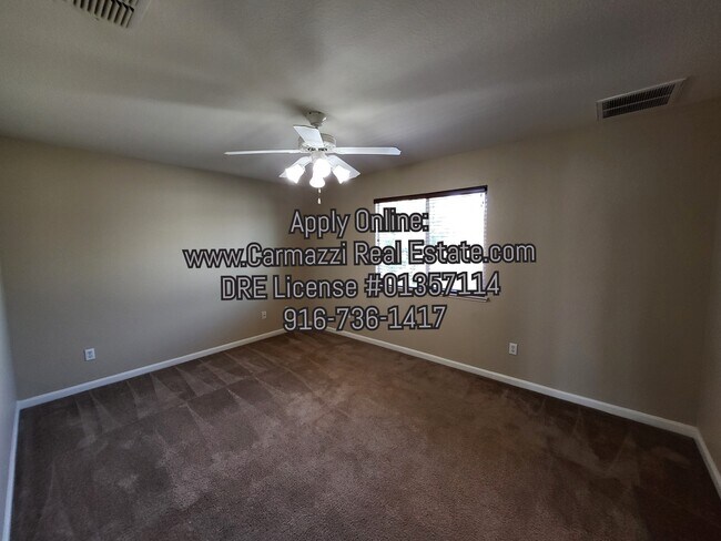 Building Photo - 1626 Loon Lake St