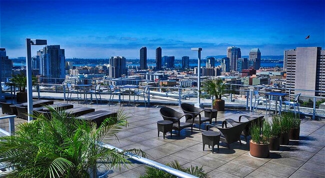 Roof Deck - 1080 Park Blvd