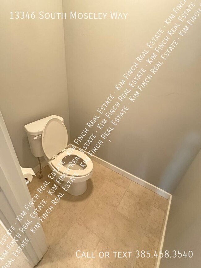 Building Photo - 13346 S Moseley Way