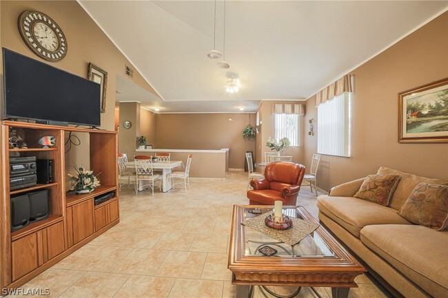 Building Photo - 15561 Bellamar Dr
