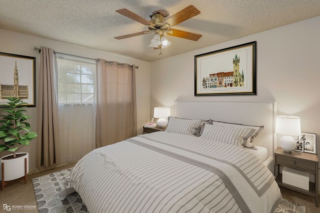 Building Photo - Beautiful Townhouse in South Shreveport