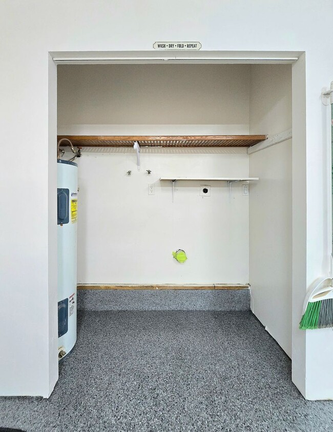 Building Photo - Fully Renovated 4 Bedroom Home in North Marysville Available Now!