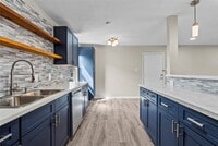 Building Photo - 1725 Avenue O