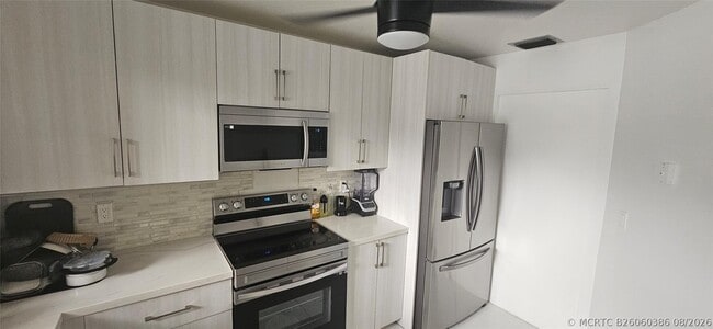 Building Photo - 2262 Discovery Cir W