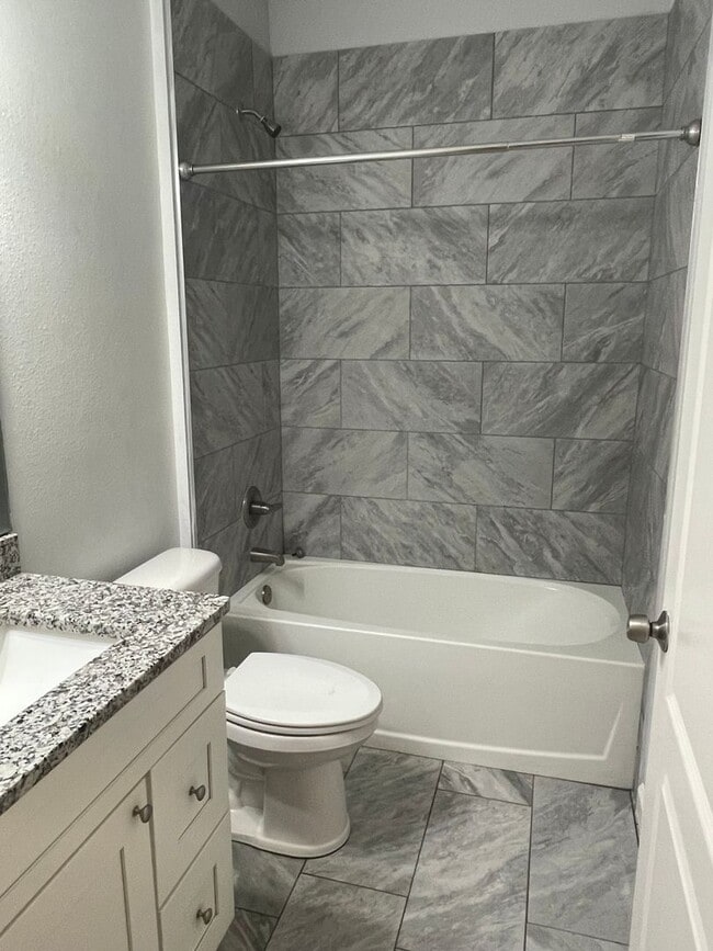 Building Photo - Welcome to this charming home located in t...