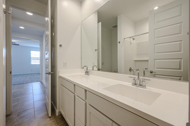 Building Photo - 17347 W Gray Fox Trl