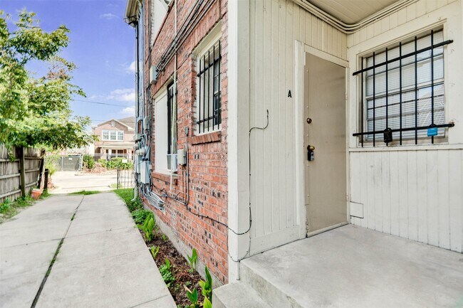 Building Photo - 1419 Wheeler Ave