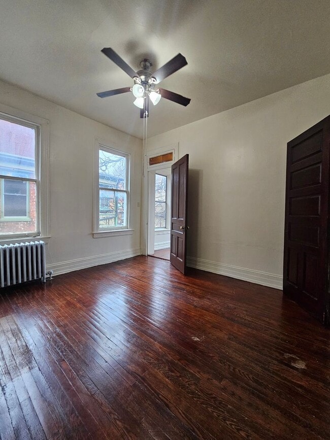 Building Photo - 152 E Philadelphia St
