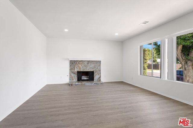 Building Photo - 19717 Chase St