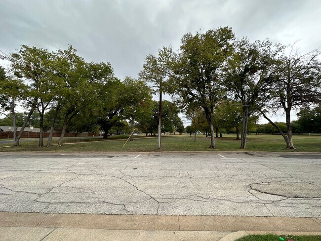 Building Photo - 6400 Harmonson Rd