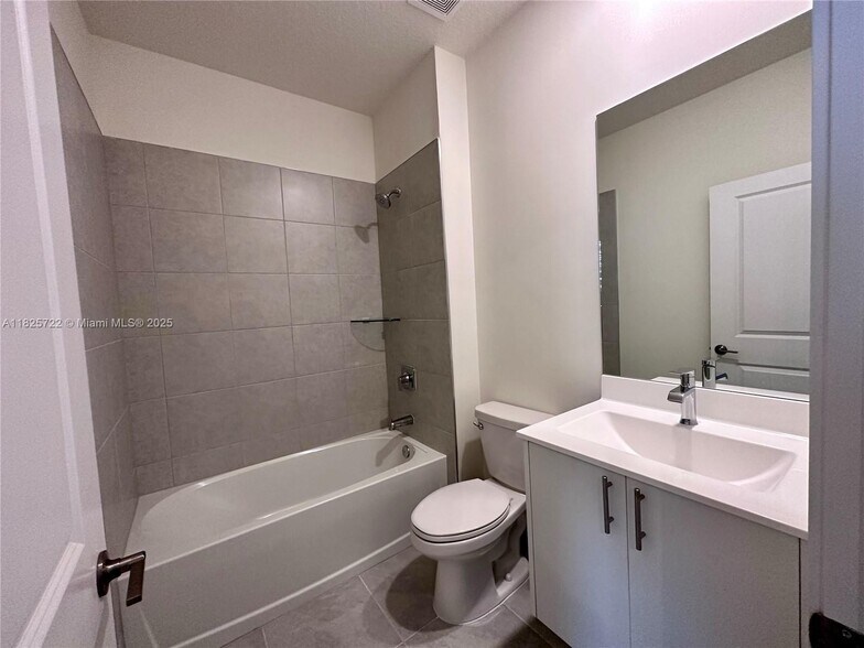 Building Photo - 8317 NW 45th St