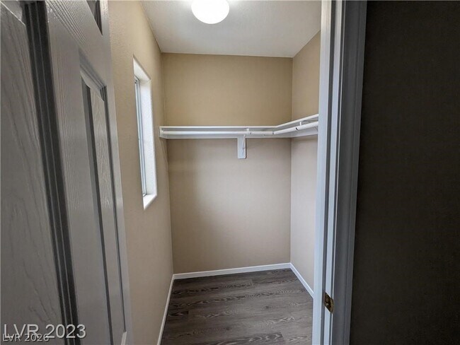 Building Photo - 6298 W Levi Ave