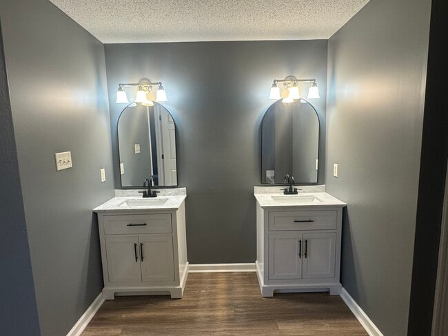 Building Photo - 1256 N 9th St