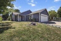 Building Photo - 1470 Setter Dr