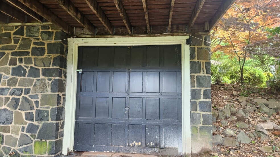 Building Photo - 1634 Ella T Grasso Blvd